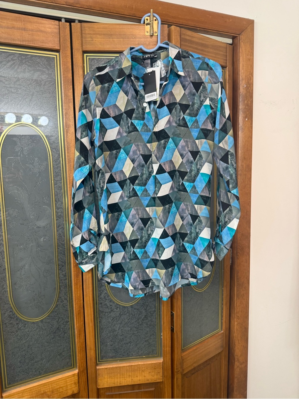 APNY Ladies geometric  Print Blue  Button-Up Shirt, BRAND NEW